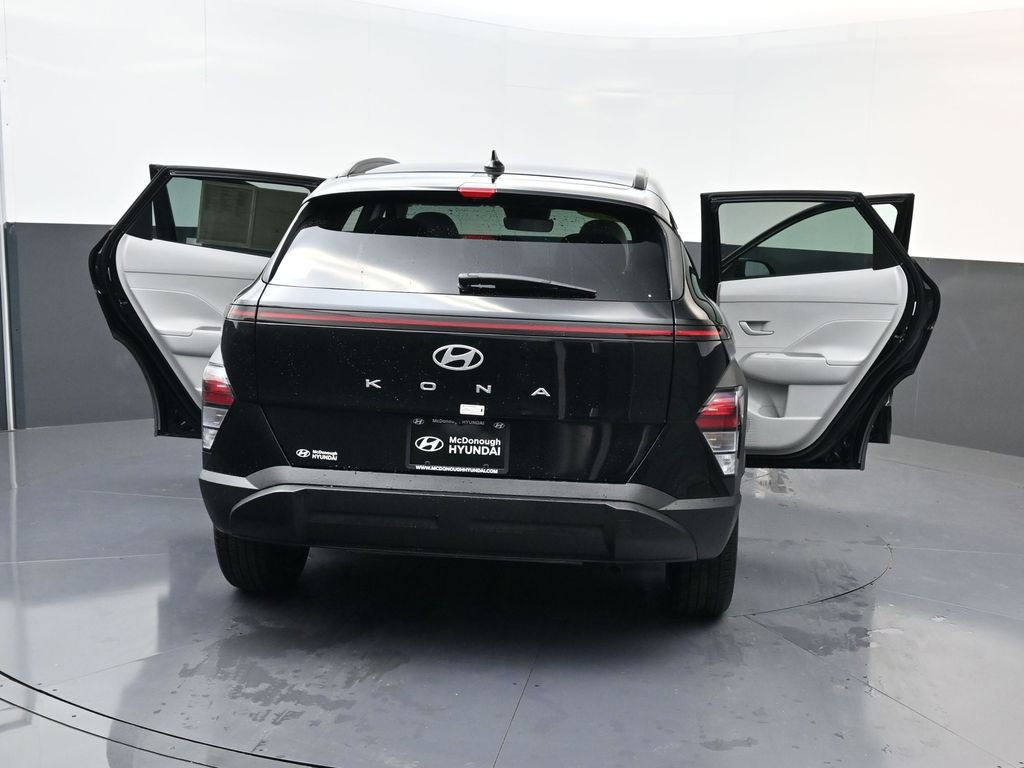 Certified 2025 Hyundai Kona SEL image 22