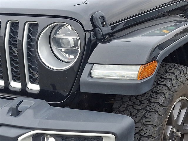 Used 2020 Jeep Gladiator Overland w/ Dual Top Group image 9