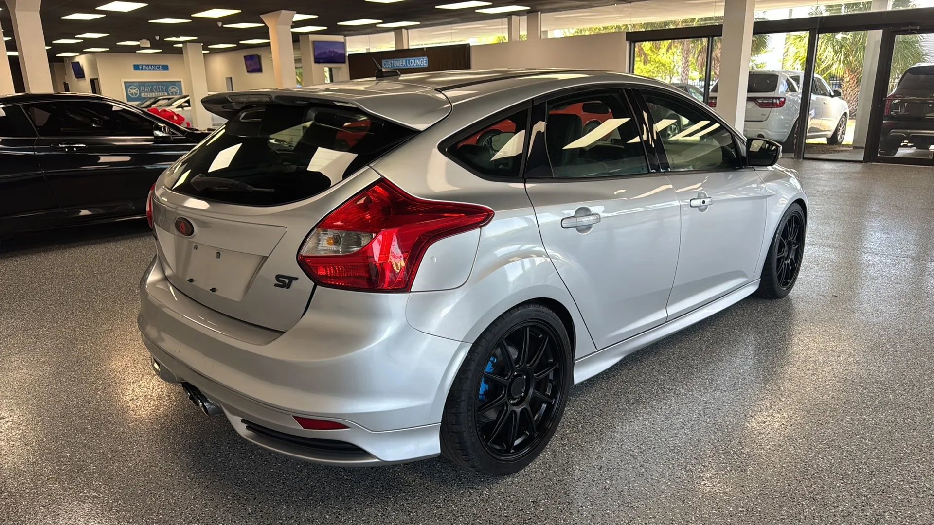 Used 2013 Ford Focus ST FWD image 7