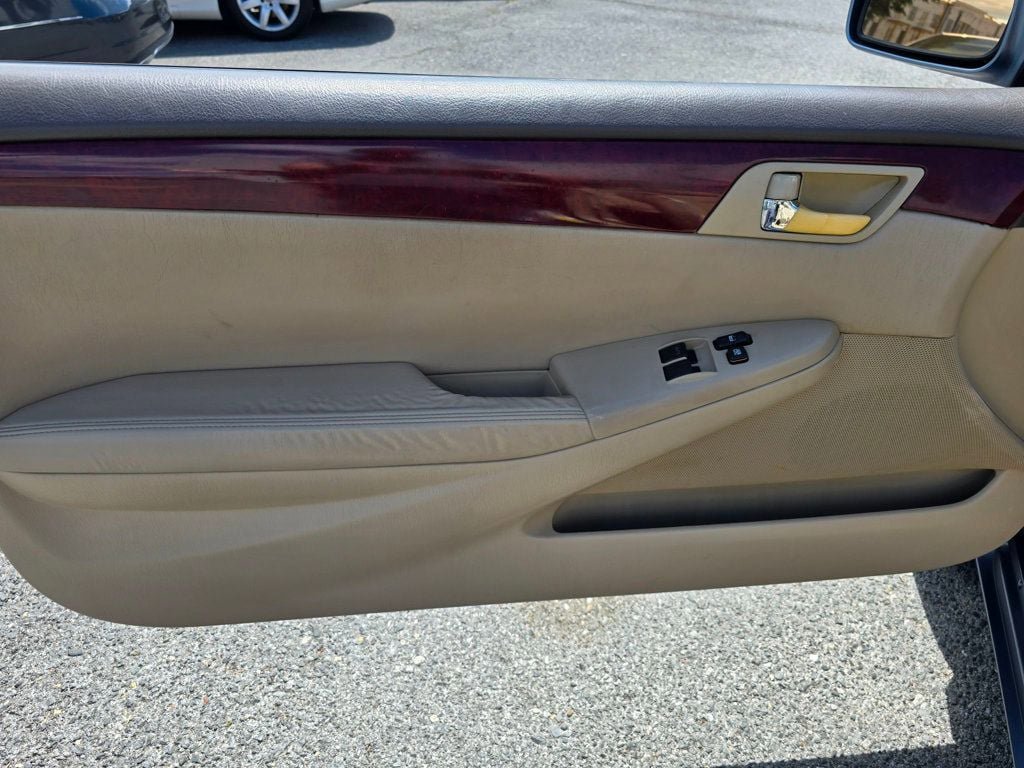 Used 2004 Toyota Solara SE FWD image 15