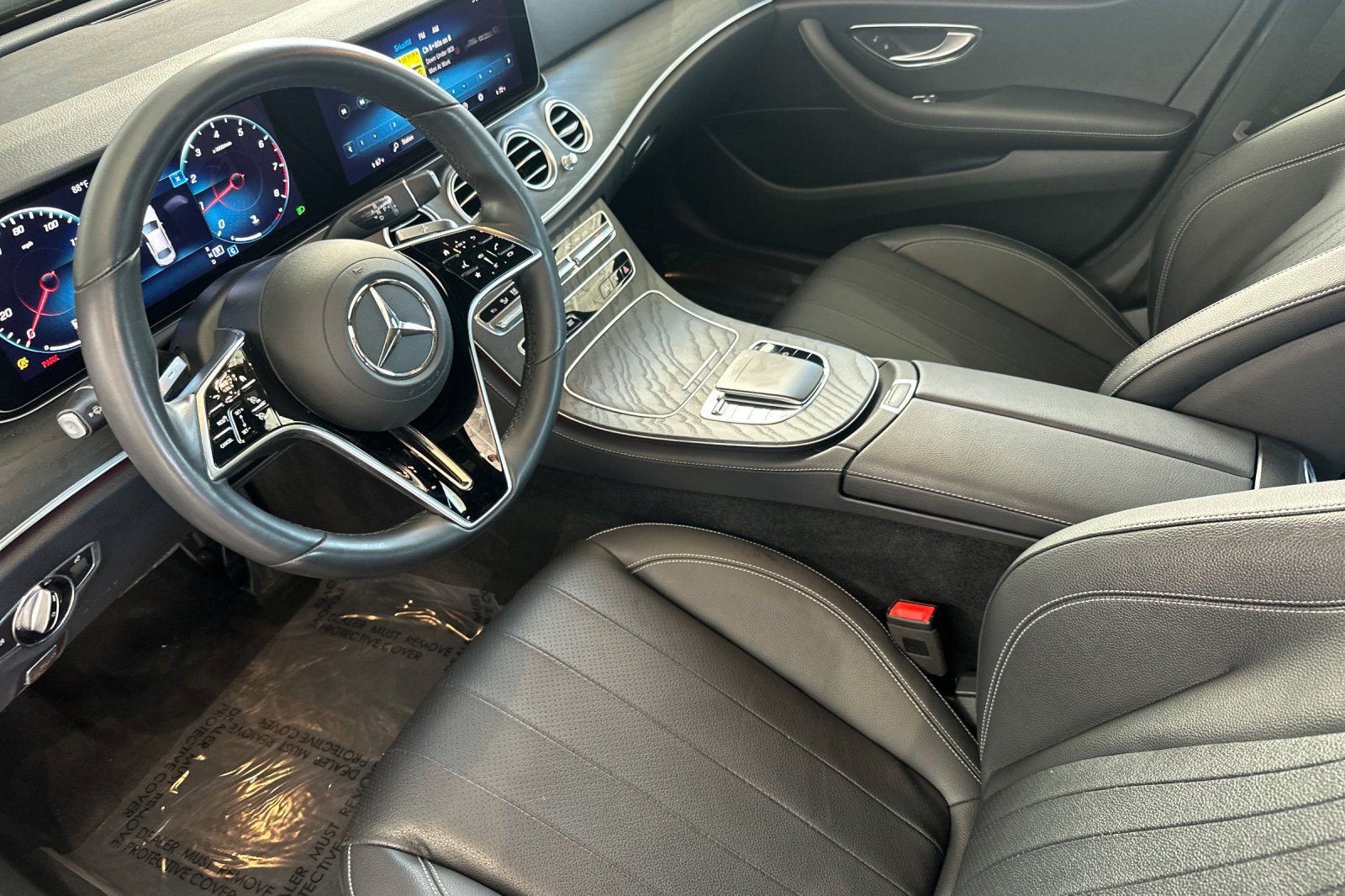 Used 2022 Mercedes-Benz E 350 Sedan image 11
