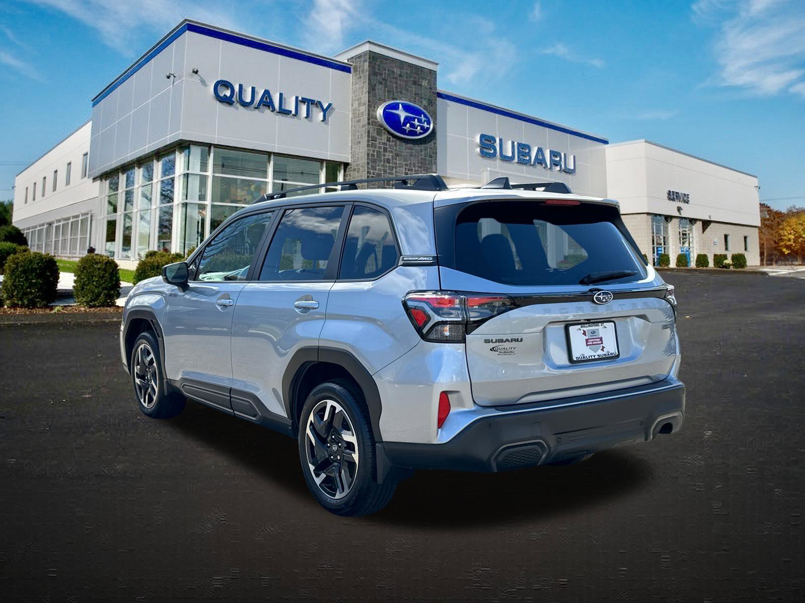 Certified 2025 Subaru Forester Limited AWD/4WD image 2