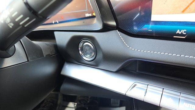 New 2026 Chevrolet Corvette Stingray Coupe w/ Battery Protection Package image 48