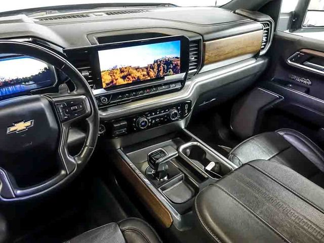 Certified 2023 Chevrolet Silverado 1500 High Country w/ High Country Premium Package AWD/4WD image 18