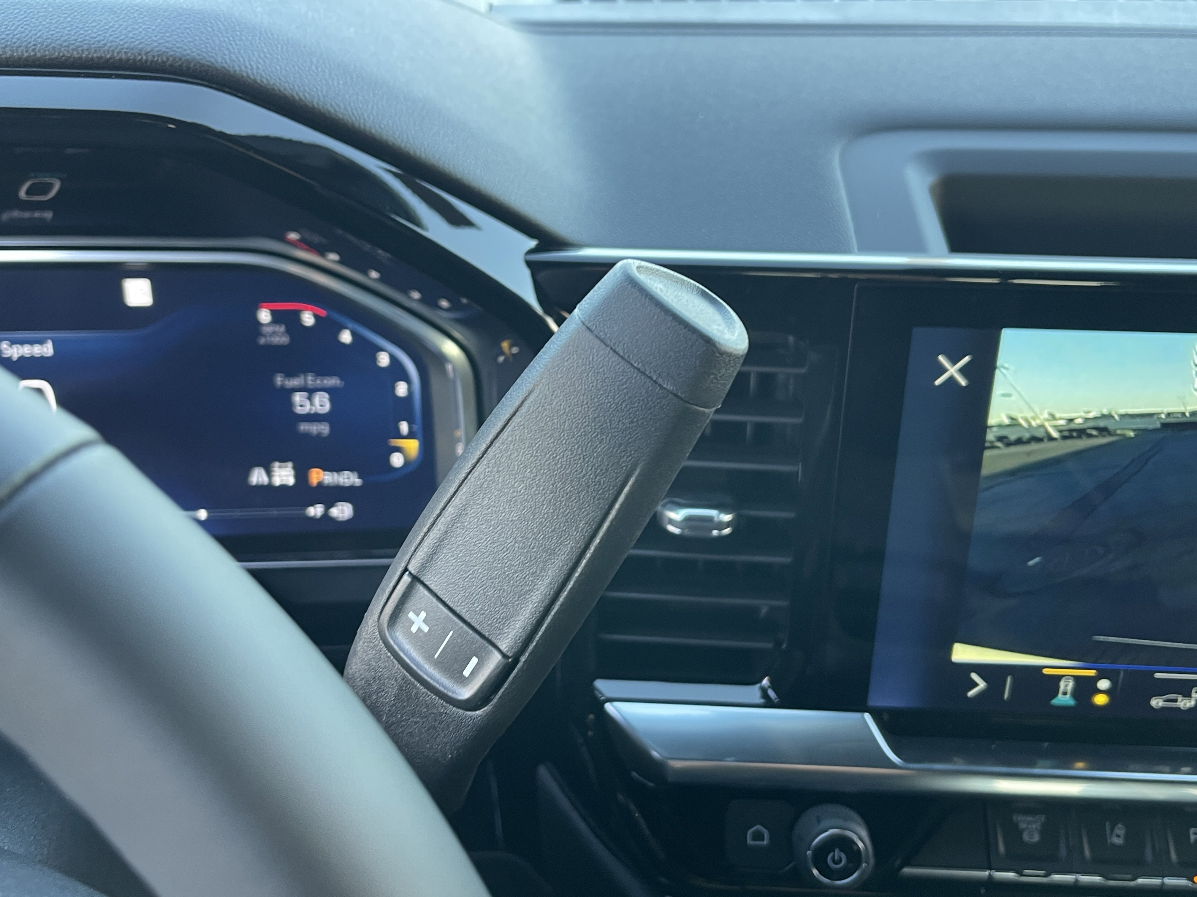 New 2026 Chevrolet Silverado 2500 LT w/ Z71 Chrome Sport Edition image 27