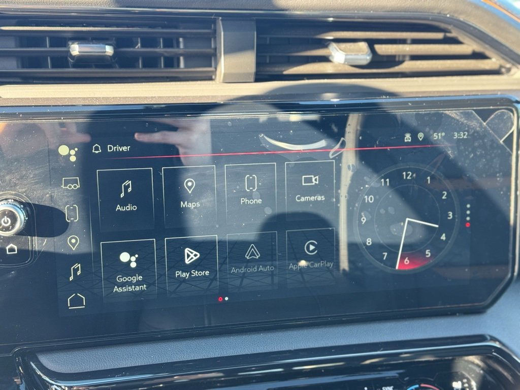 Used 2024 GMC Sierra 1500 AT4 w/ AT4 Premium Package image 18