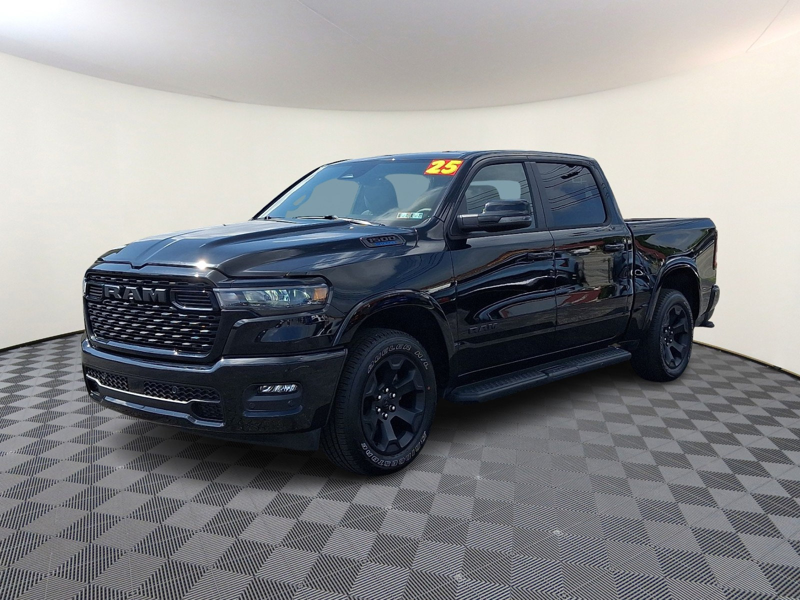 Used 2025 RAM 1500 Big Horn AWD/4WD image 3