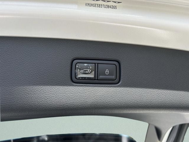 Used 2026 Genesis GV80 2.5T Select image 17