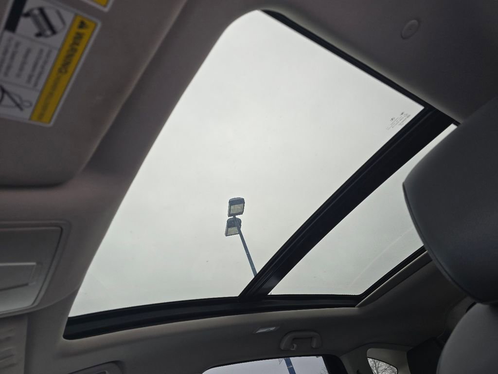 Used 2021 Acura RDX FWD image 3