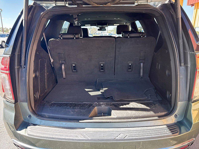 Used 2023 Chevrolet Tahoe LT AWD/4WD image 17