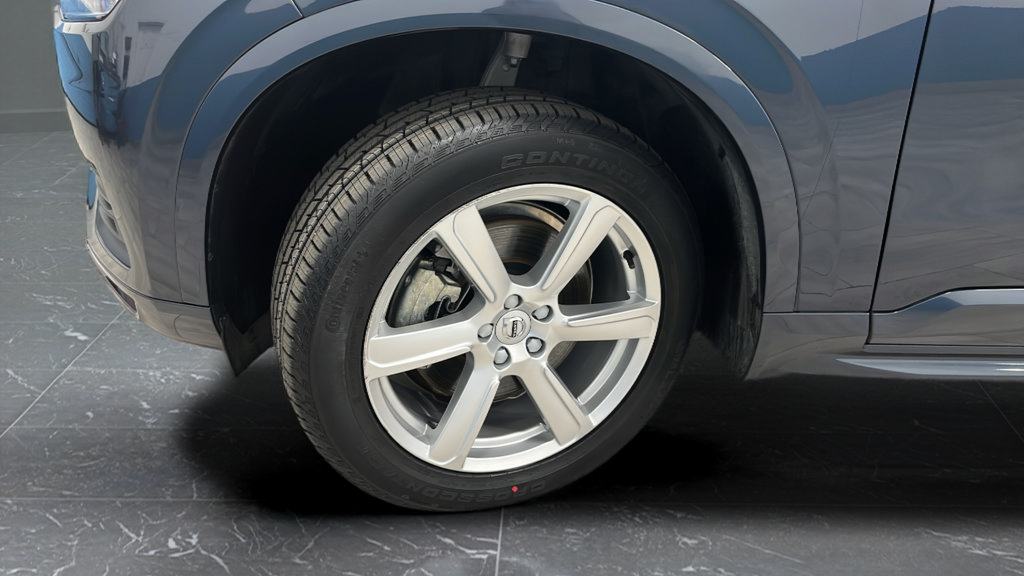 Used 2023 Volvo XC90 B5 Core AWD/4WD image 36