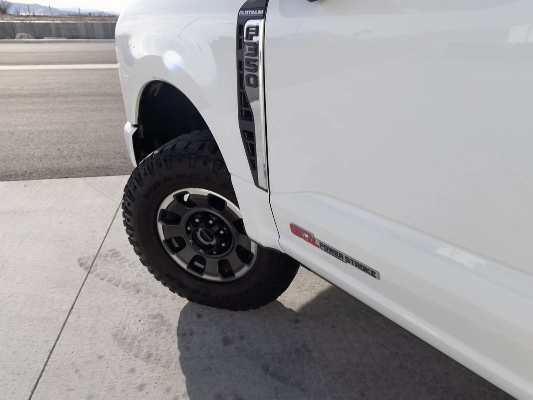 Used 2023 Ford F350 Platinum w/ Tremor Off-Road Package AWD/4WD image 11