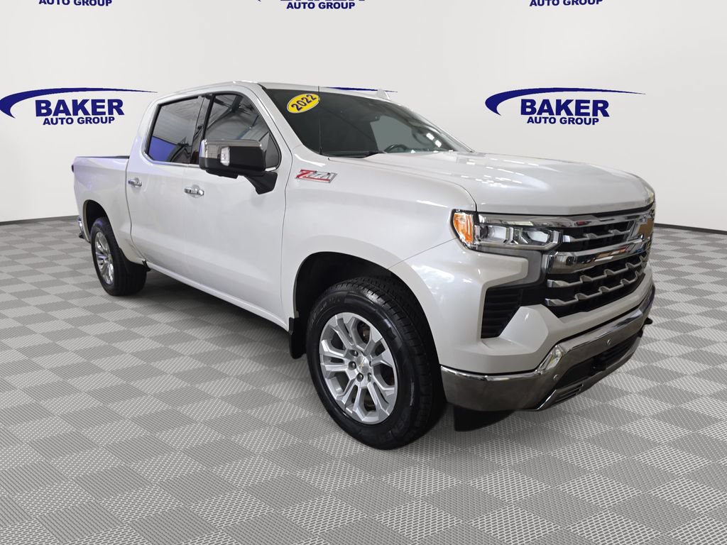 Used 2022 Chevrolet Silverado 1500 LTZ AWD/4WD image 3
