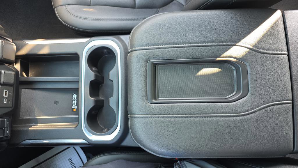 Used 2021 Chevrolet Silverado 1500 LTZ w/ LTZ Premium Package image 17