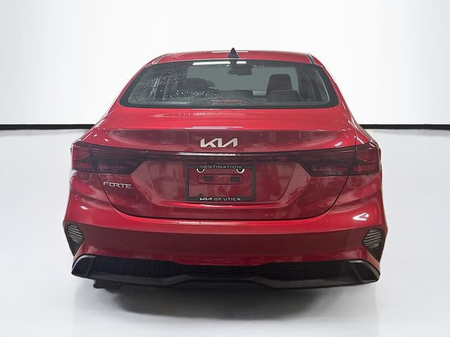 Used 2022 Kia Forte LXS FWD image 6