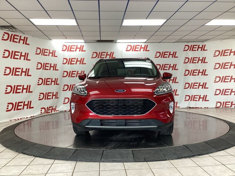 Used 2020 Ford Escape Titanium AWD/4WD image 2