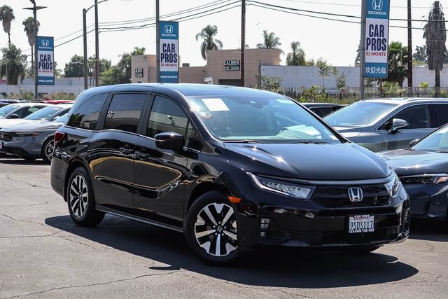 Used 2025 Honda Odyssey EX-L image 2