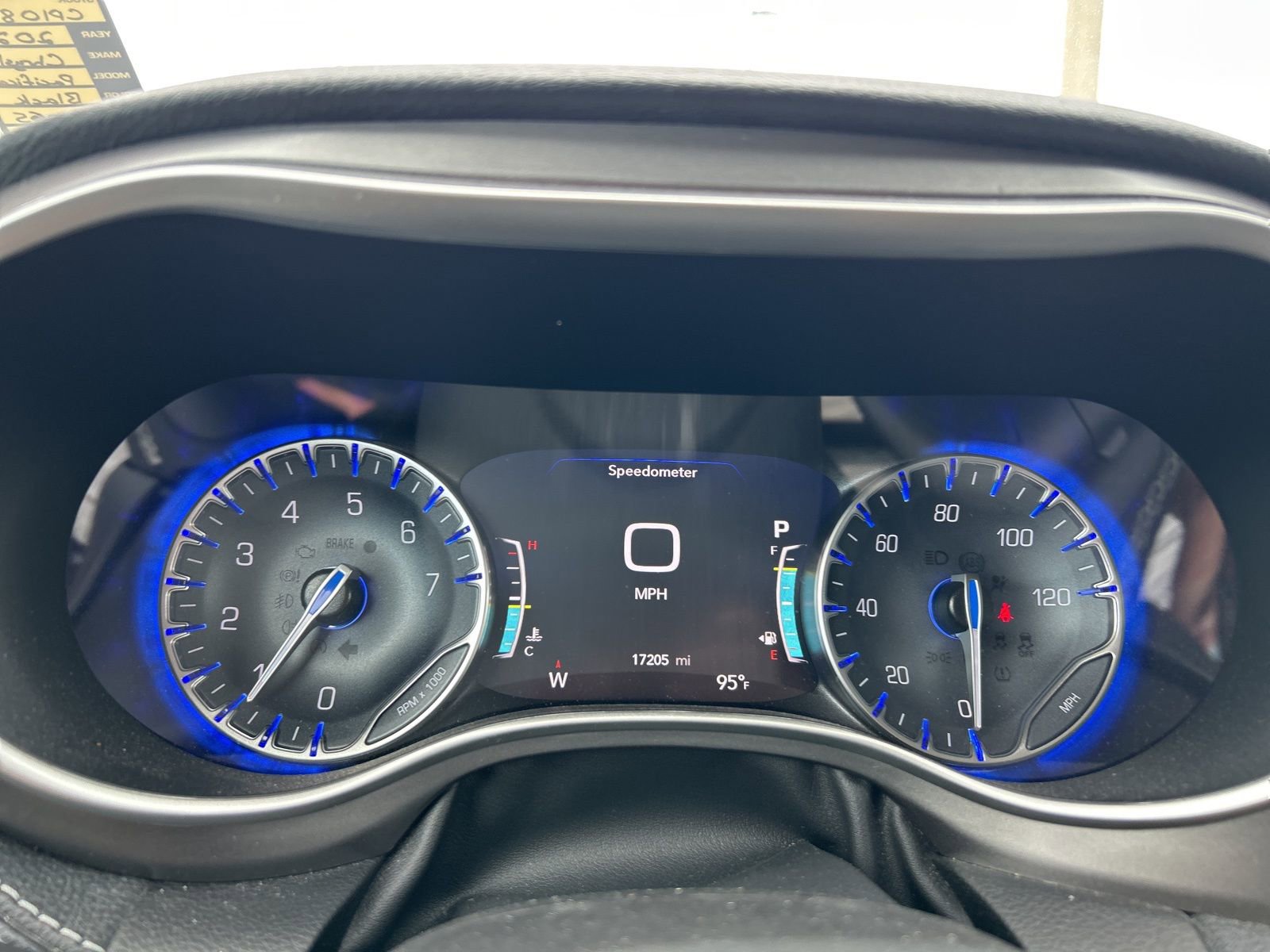Certified 2023 Chrysler Pacifica Touring-L AWD/4WD image 26