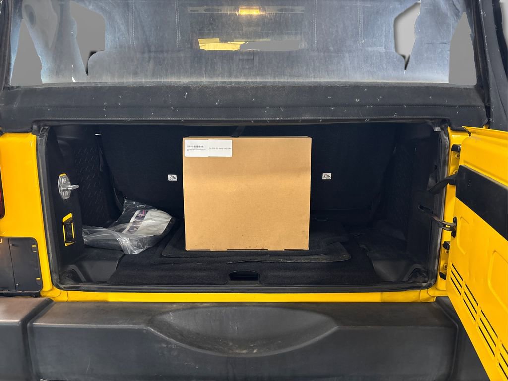 Used 2015 Jeep Wrangler Rubicon w/ Power Convenience Group image 10