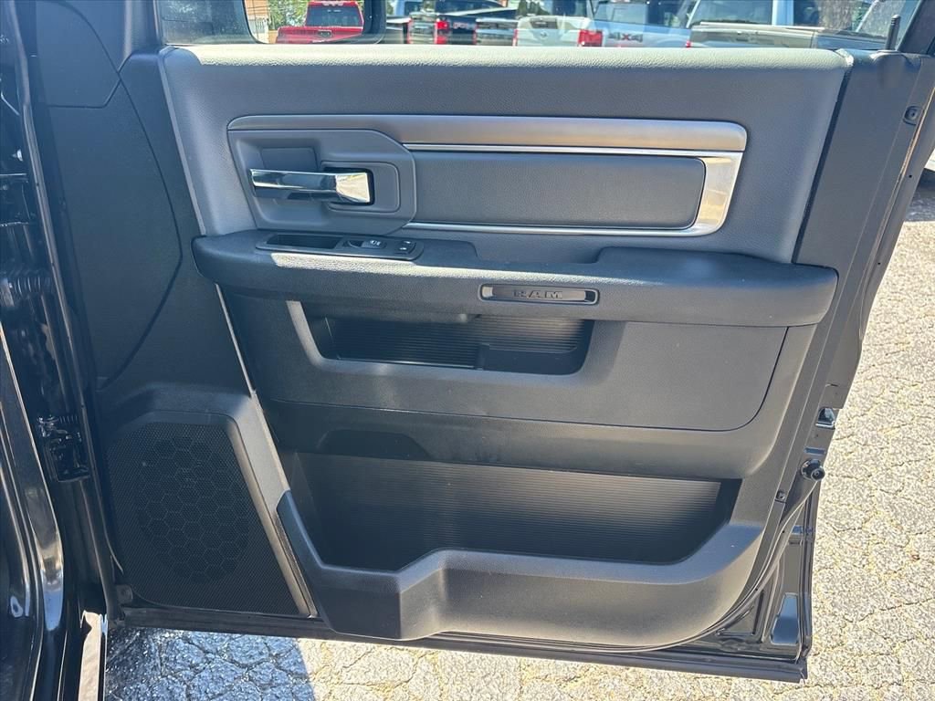 Used 2022 RAM 1500 Classic SLT w/ Protection Group AWD/4WD image 14