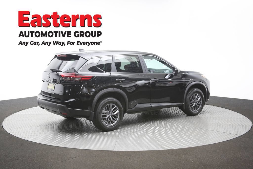 Used 2024 Nissan Rogue S AWD/4WD image 42