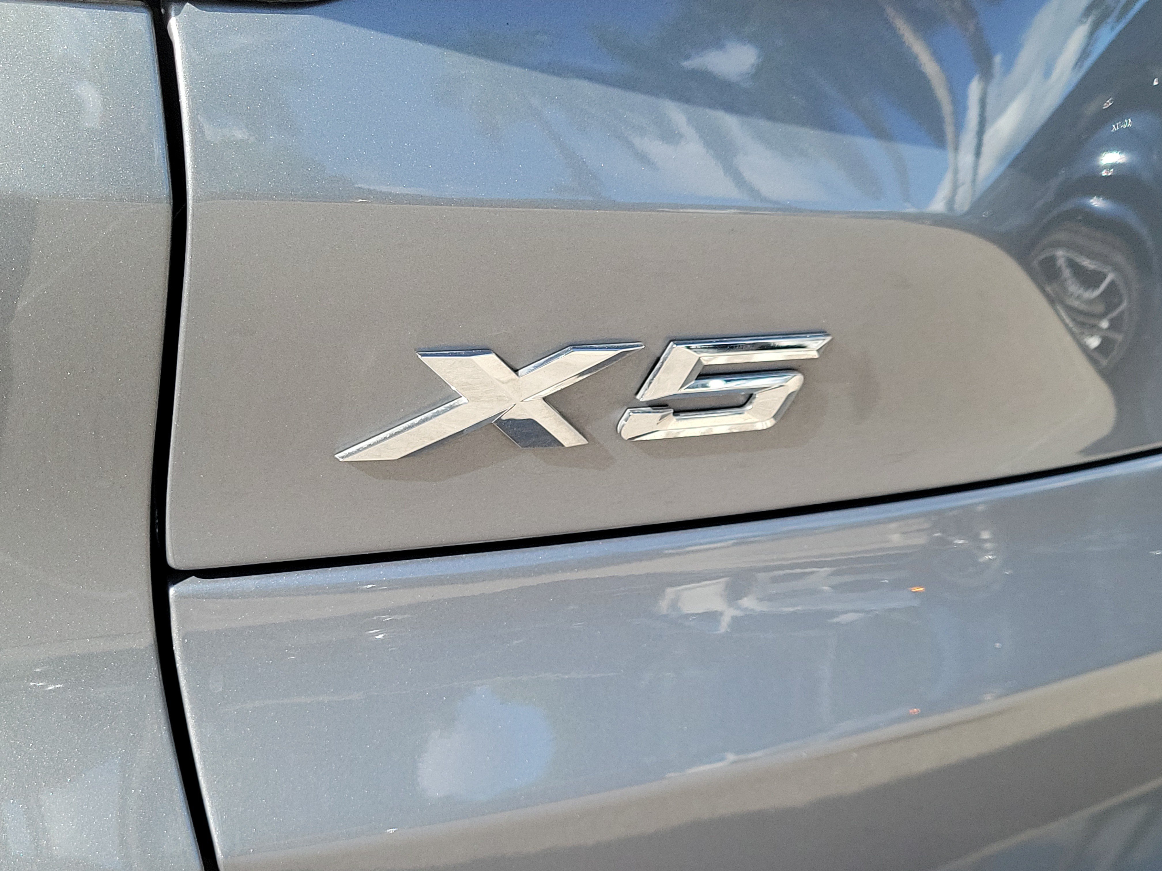 Certified 2026 BMW X5 xDrive40i w/ M Sport Package AWD/4WD image 5