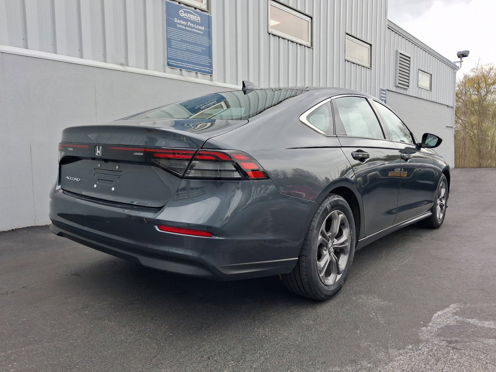 Used 2024 Honda Accord EX image 10
