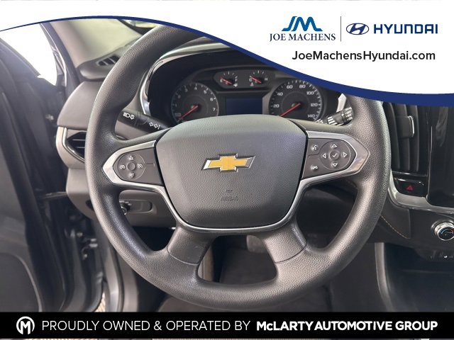 Used 2020 Chevrolet Traverse LS image 31