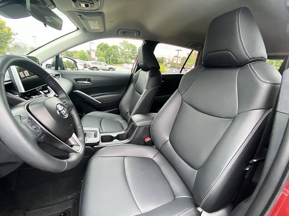 Certified 2026 Toyota Corolla Cross XLE AWD/4WD image 15