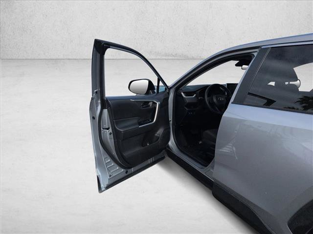 Used 2025 Toyota RAV4 LE image 10