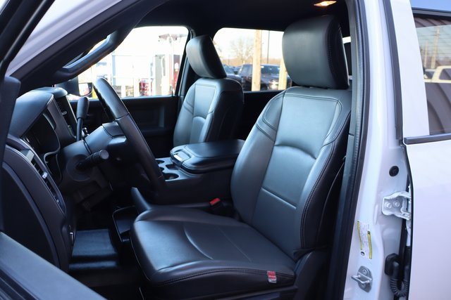 Used 2021 RAM 3500 Tradesman w/ Chrome Appearance Group image 12