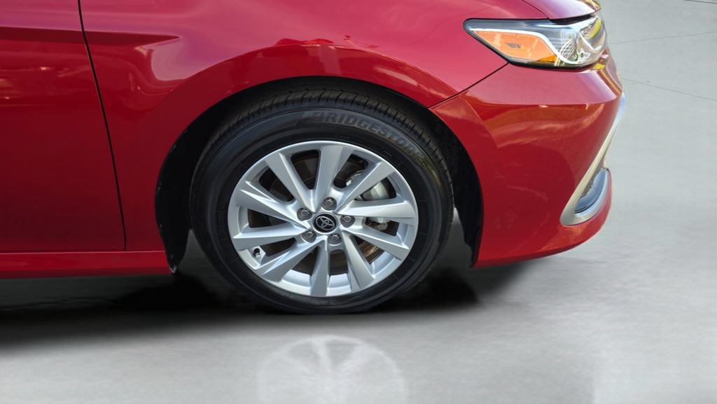 Used 2023 Toyota Camry LE w/ Convenience Package FWD image 24