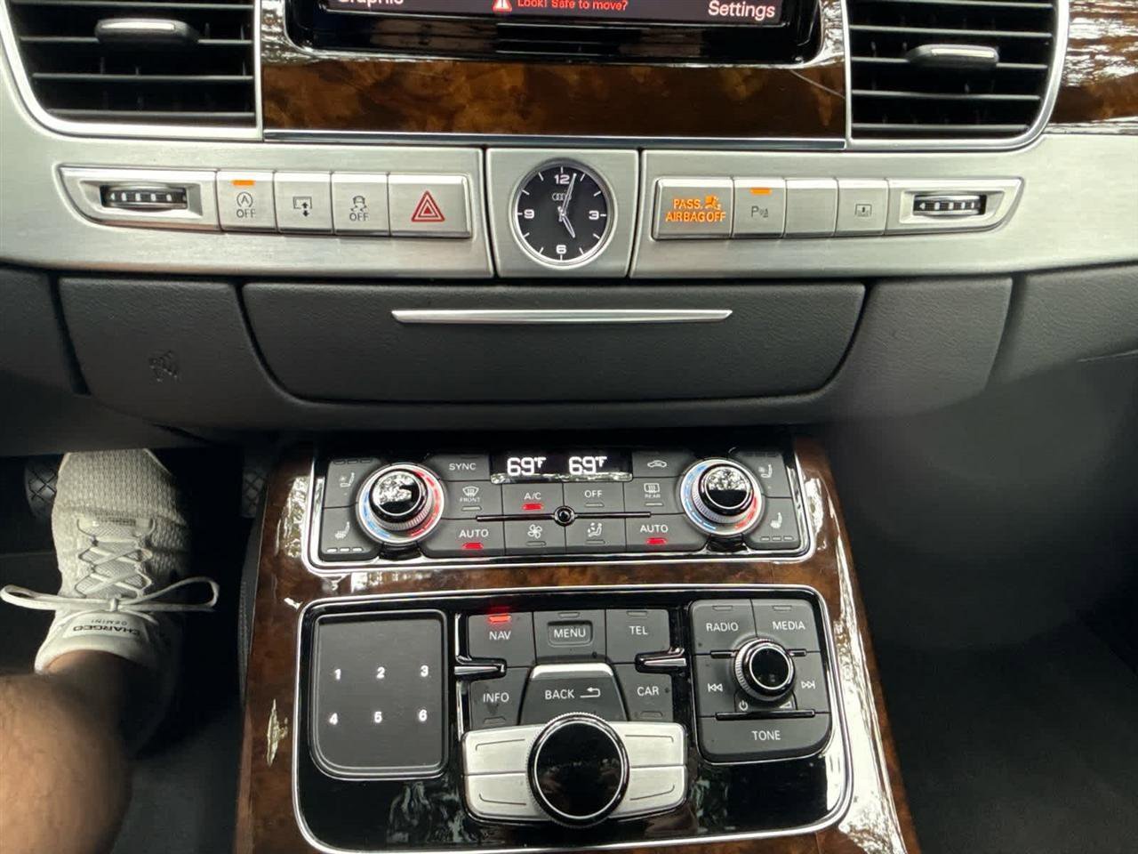 Used 2015 Audi A8 4.0T w/ Luxury Package AWD/4WD image 23