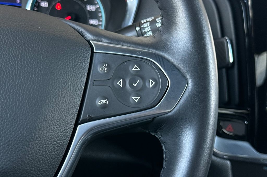 Used 2022 Chevrolet Traverse RS FWD image 29