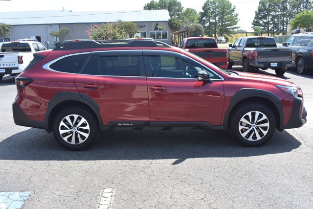 Used 2024 Subaru Outback Premium AWD/4WD image 4