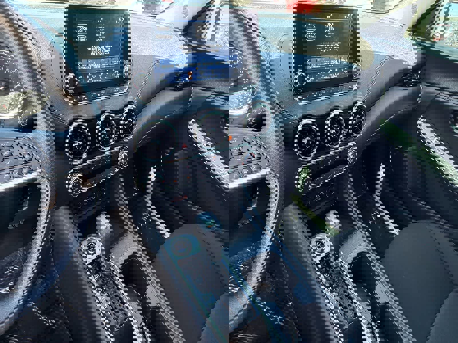 Certified 2025 Nissan Sentra SV image 24