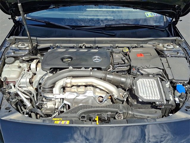 Certified 2025 Mercedes-Benz CLA 250 4MATIC image 27