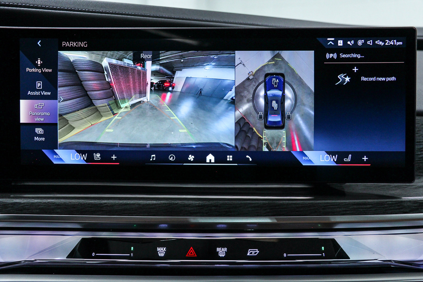 Certified 2023 BMW 740i RWD image 23