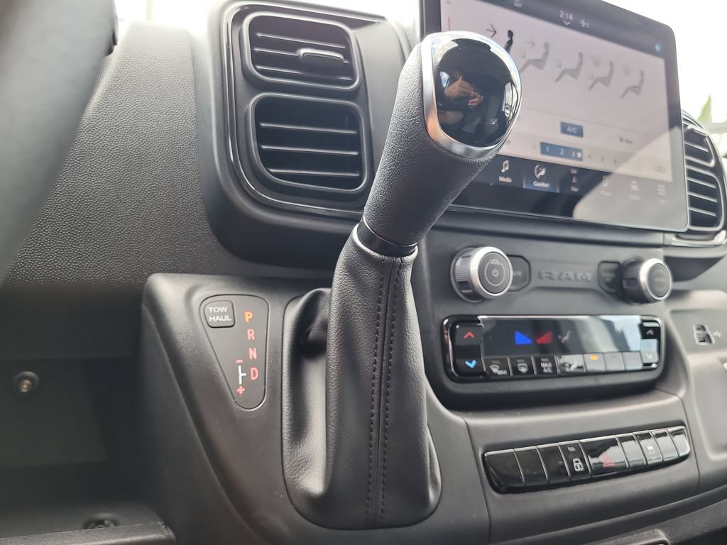 New 2026 RAM ProMaster 2500 w/ Premium Convenience Group FWD image 31