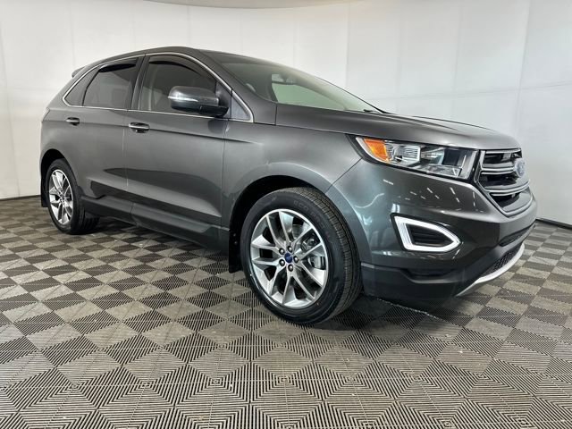 Used 2018 Ford Edge Titanium w/ Equipment Group 301A image 2