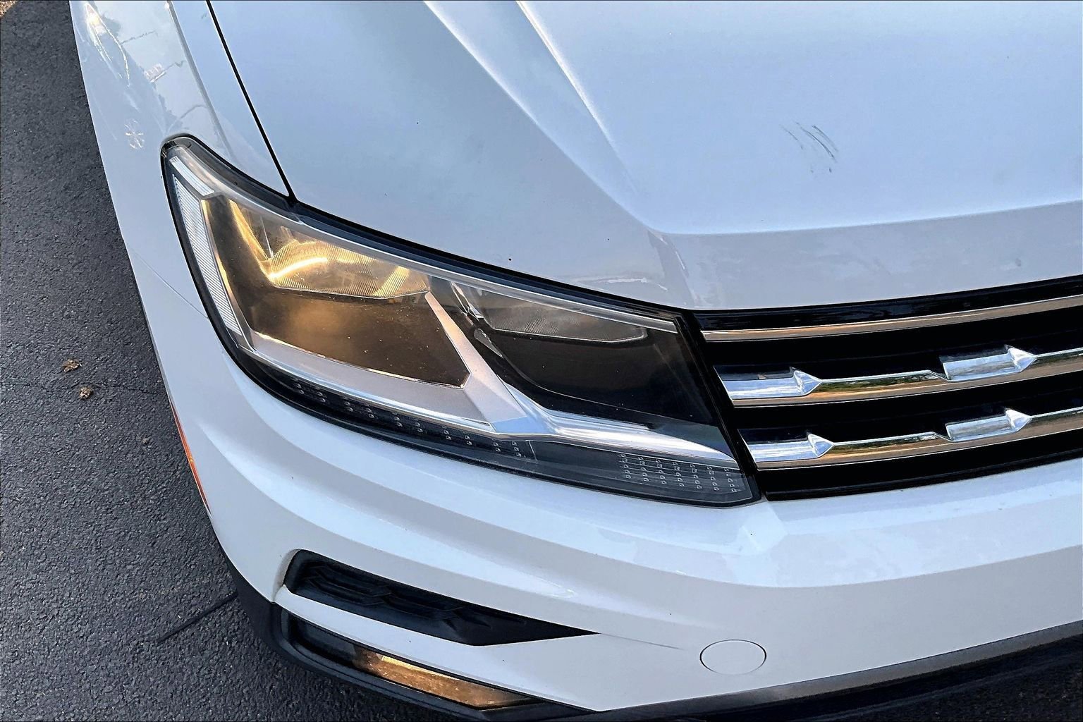 Used 2018 Volkswagen Tiguan SE FWD image 33