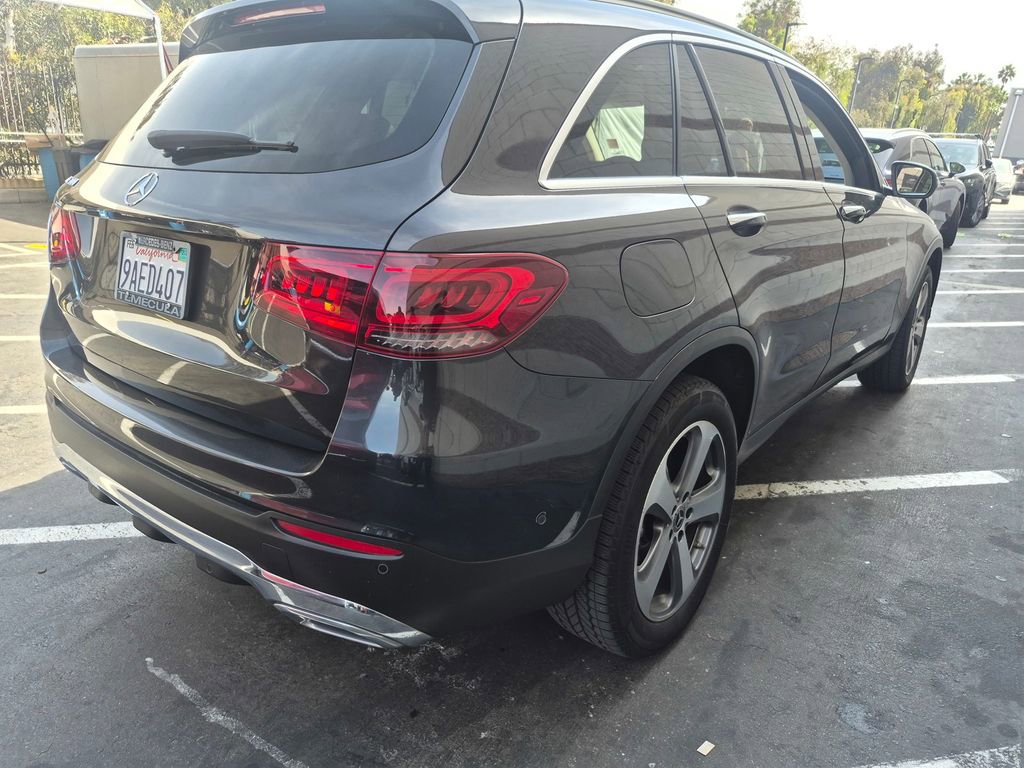 Used 2022 Mercedes-Benz GLC 300 image 5