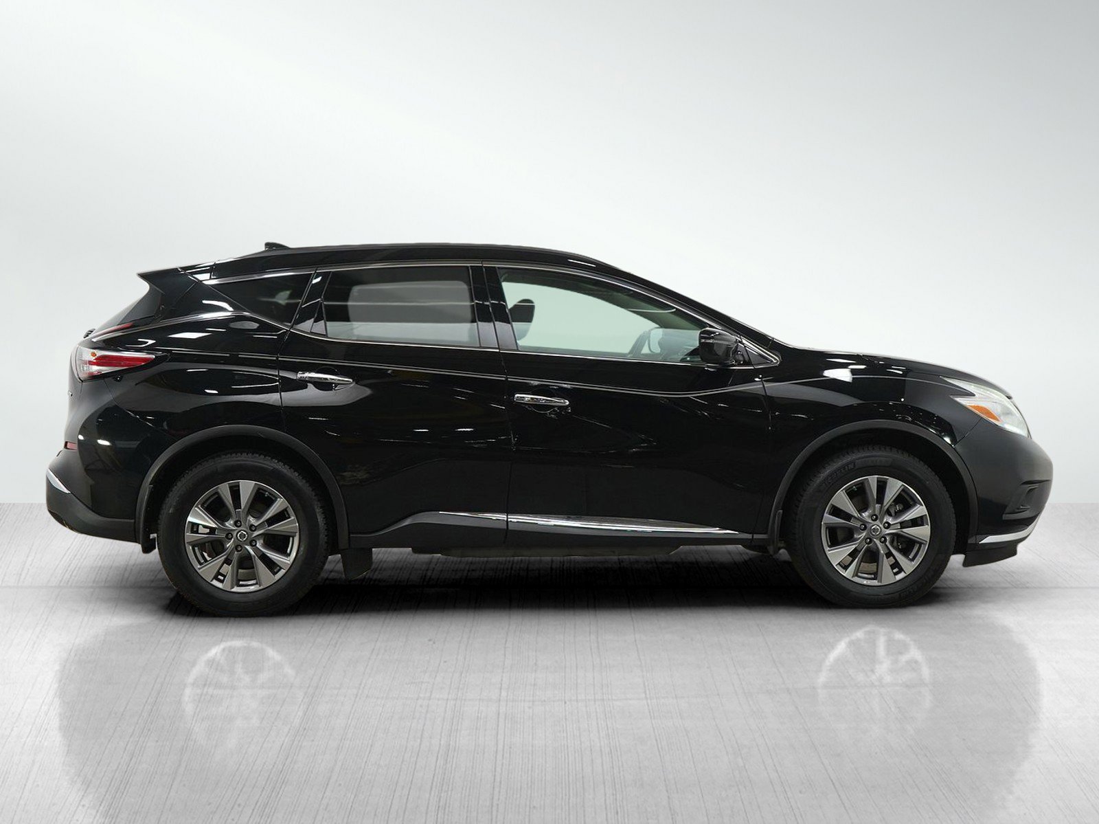Used 2017 Nissan Murano SV image 6