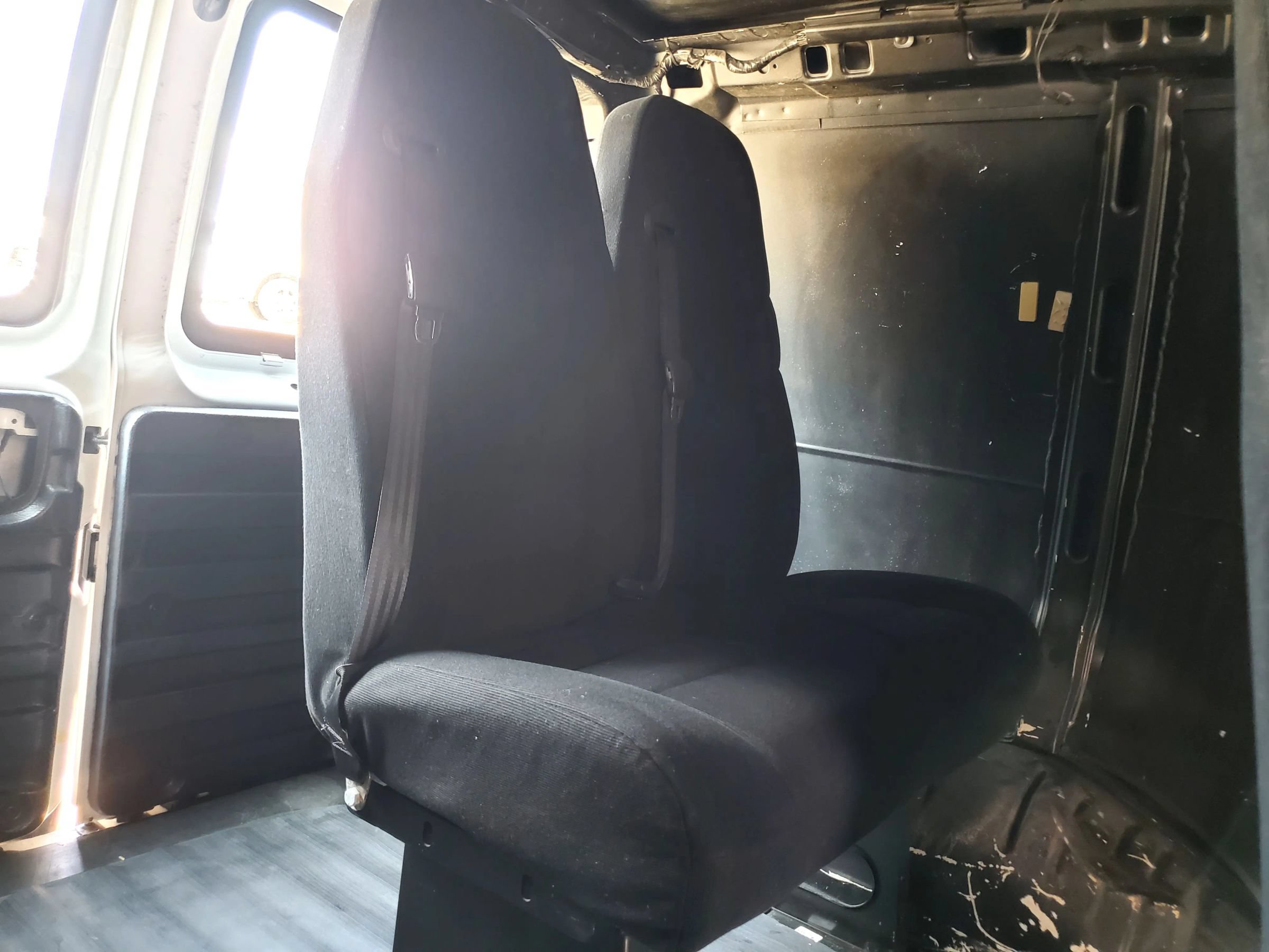 Used 2014 Chevrolet Express 1500 RWD image 35