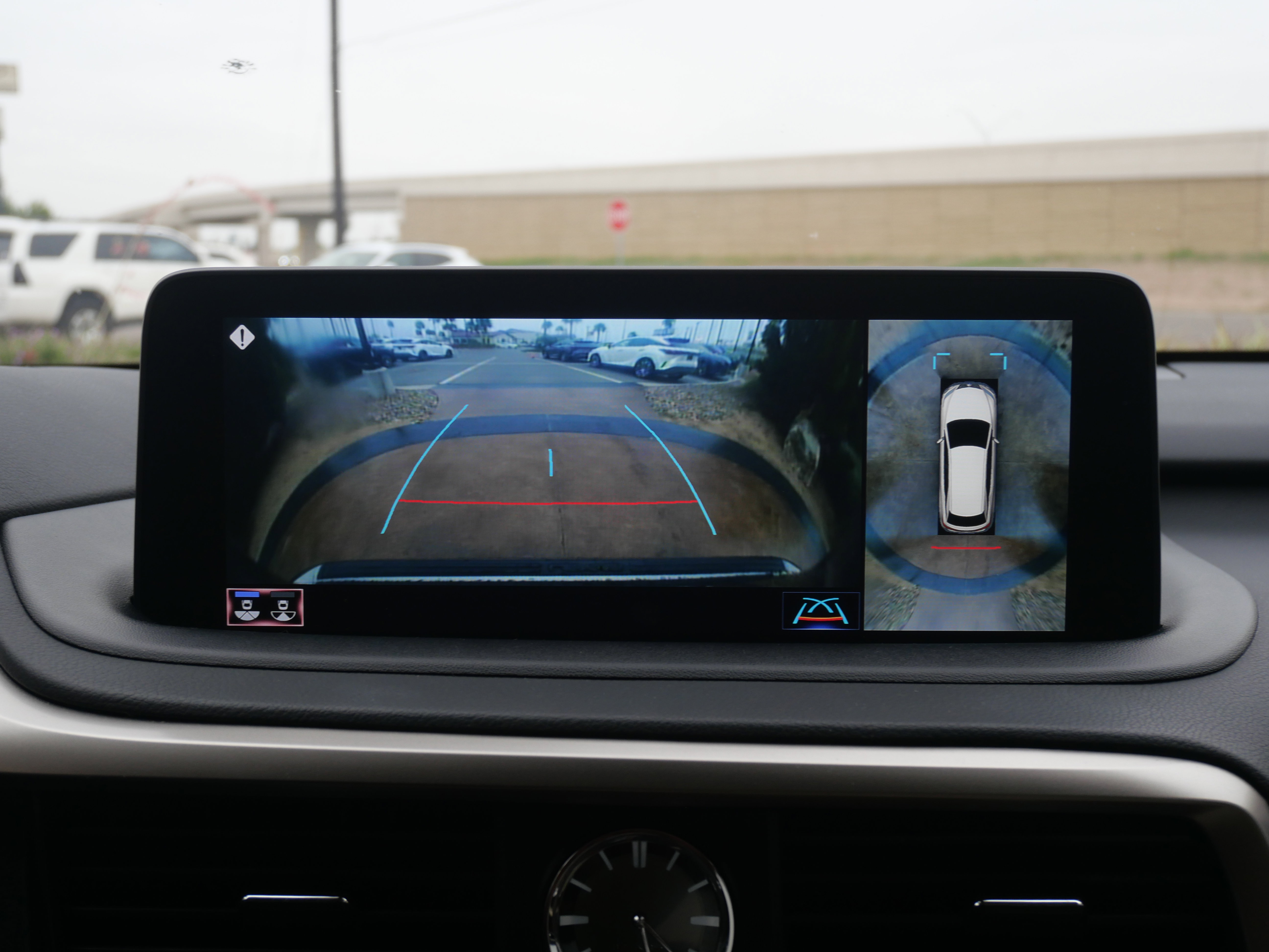 Certified 2022 Lexus RX 350 FWD w/ Premium Package image 26