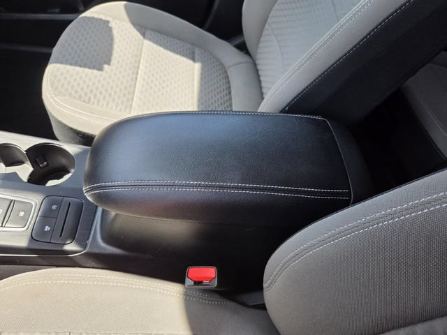 Used 2022 Ford Escape SE w/ Convenience Package FWD image 12