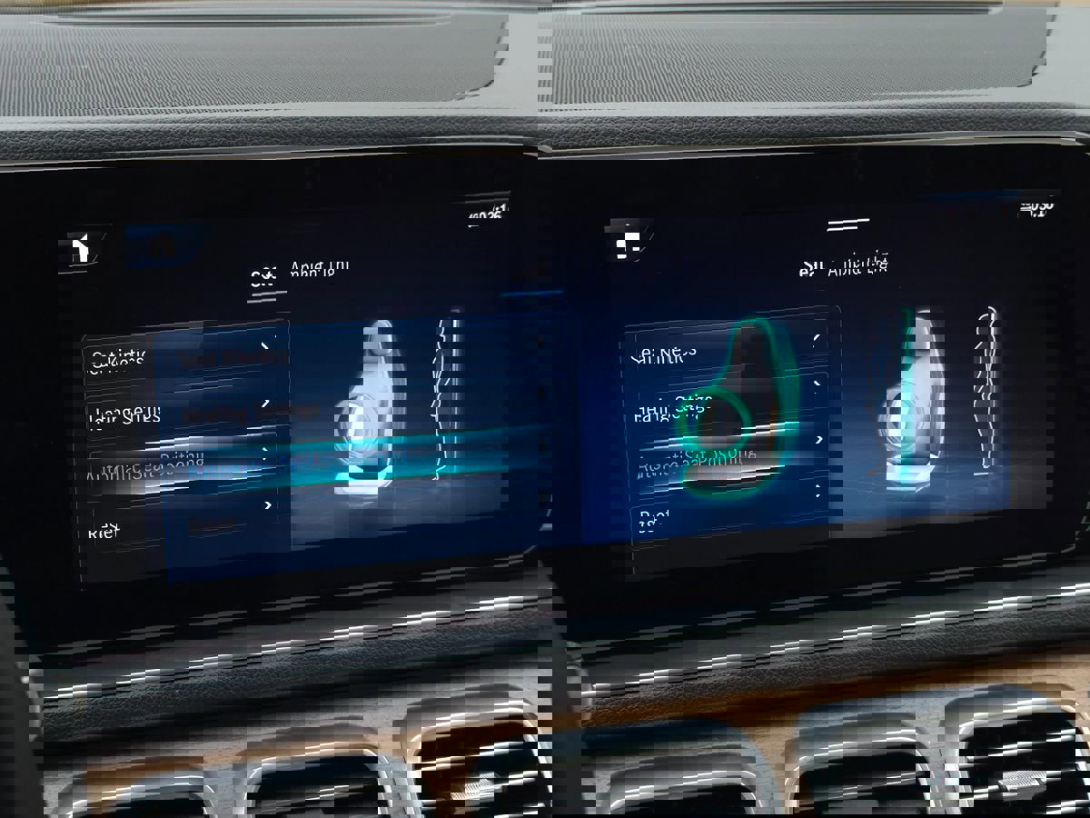 Used 2024 Mercedes-Benz GLE 350 4MATIC SUV image 54