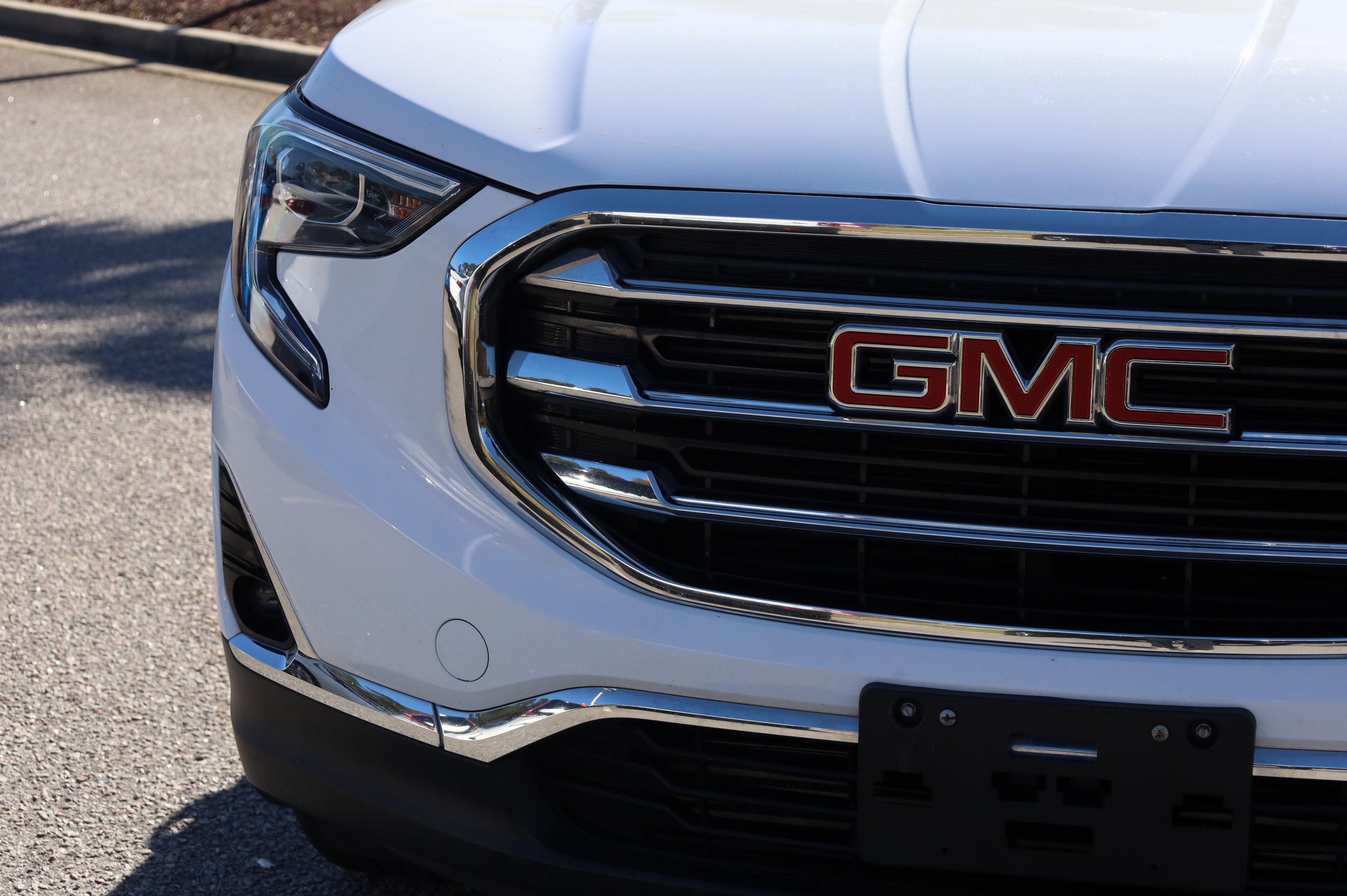 Used 2020 GMC Terrain SLT image 18
