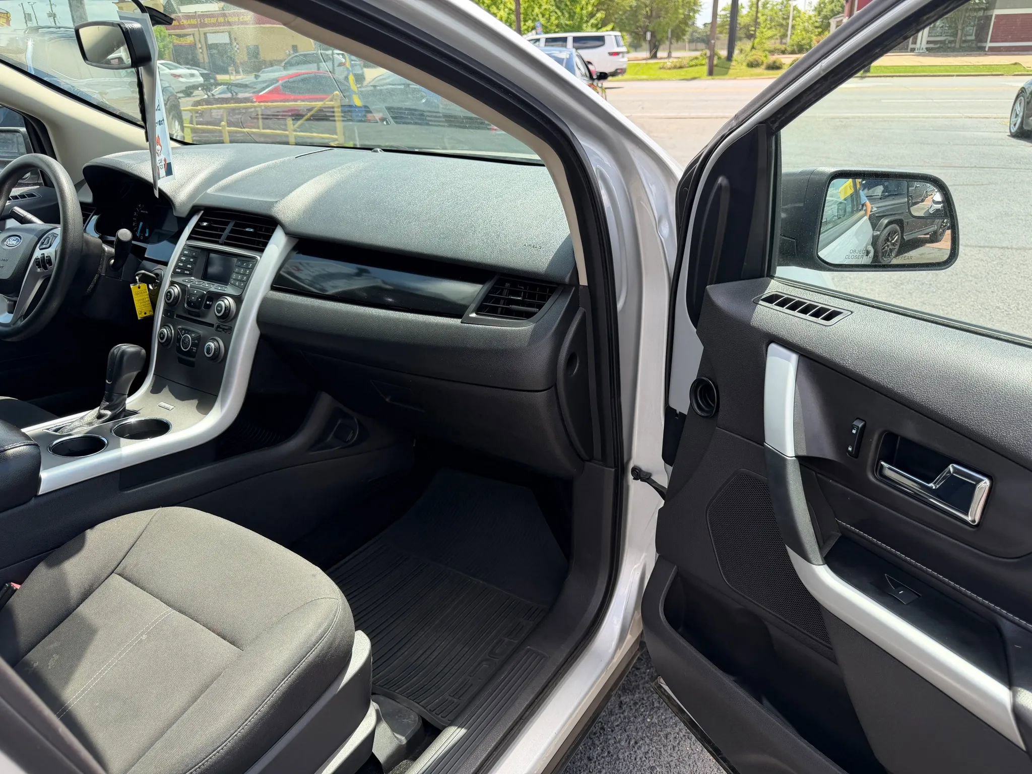 Used 2014 Ford Edge SE w/ Equipment Group 101A AWD/4WD image 12