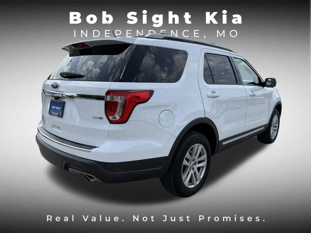 Used 2018 Ford Explorer XLT w/ Equipment Group 202A AWD/4WD image 20